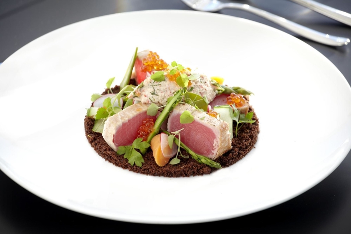 Imagen del bar/restaurante del Hotel Conrad Athens The Ilisian. Foto 7