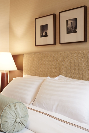 Imagen de la habitación del Hotel Conrad Bangkok Residences. Foto 7