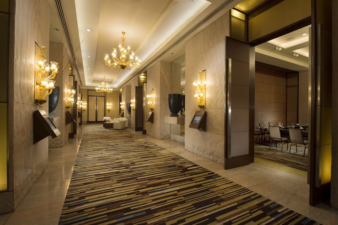 Imagen de los interiores del Hotel Conrad Bangkok - Sha Extra Plus. Foto 12