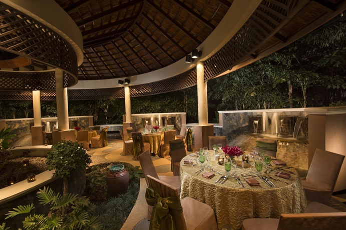 Imagen de los interiores del Hotel Conrad Bangkok - Sha Extra Plus. Foto 14