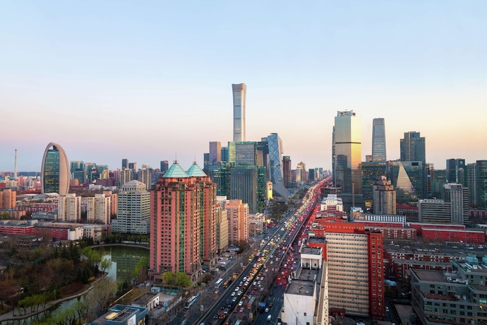 Imagen de la habitación del Hotel Conrad Beijing. Foto 12