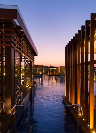 Imagen de la habitación del Hotel Conrad Bengaluru. Foto 12