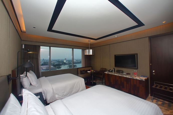 Imagen de la habitación del Hotel Conrad Bengaluru. Foto 15