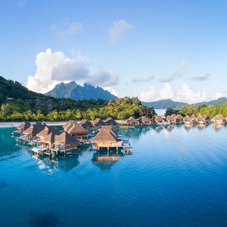 Imagen de los exteriores del Hotel Conrad Bora Bora Nui. Foto 13
