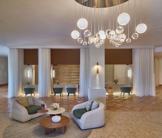 Imagen de los interiores del Hotel Conrad Chia Laguna Sardinia. Foto 17