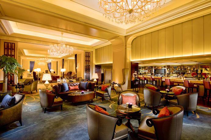 Imagen del bar/restaurante del Hotel Conrad Dalian. Foto 3