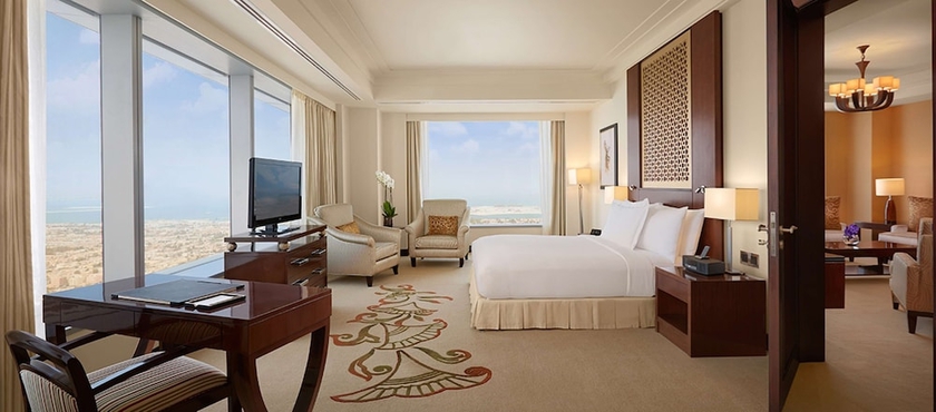 Imagen de la habitación del Hotel Conrad Dubai. Foto 7