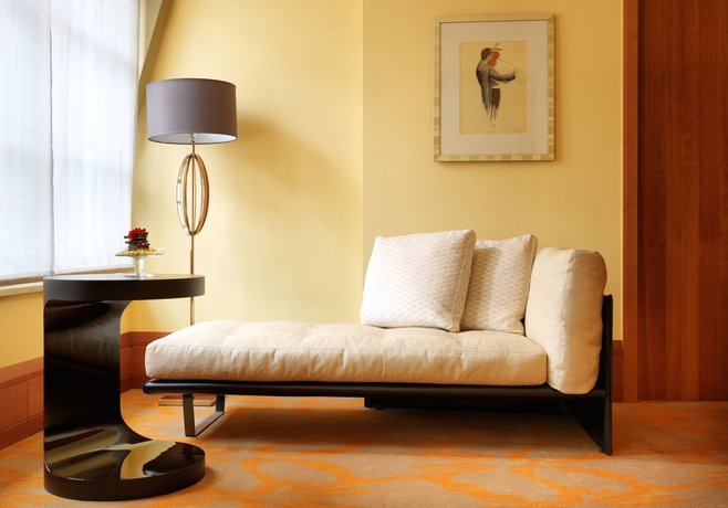 Imagen de la habitación del Hotel Conrad Hamburg. Foto 11