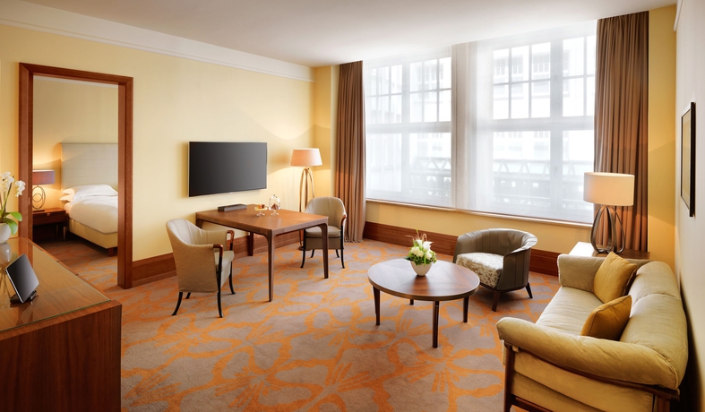 Imagen de la habitación del Hotel Conrad Hamburg. Foto 12