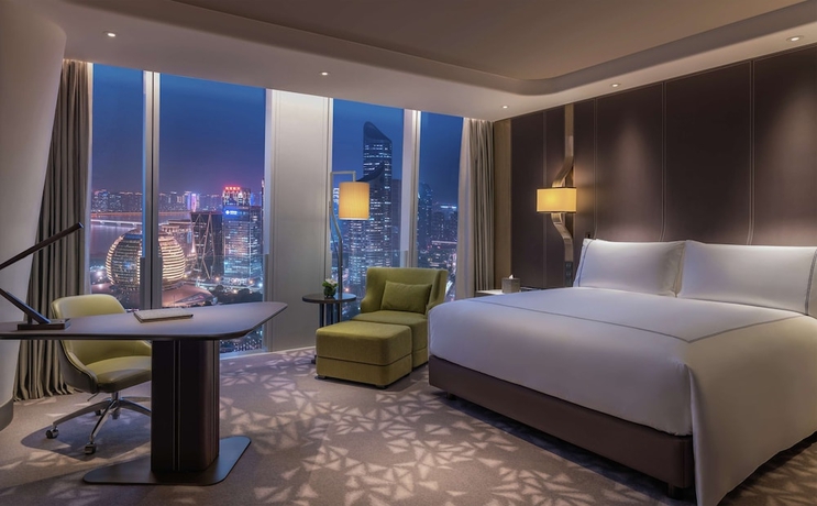 Imagen de la habitación del Hotel Conrad Hangzhou. Foto 3