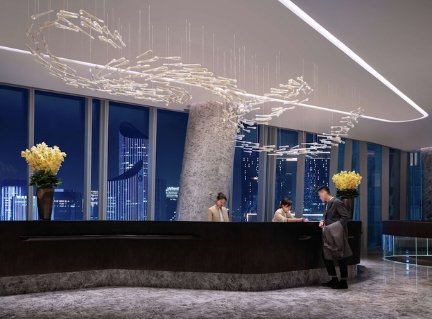 Imagen de los interiores del Hotel Conrad Hangzhou. Foto 18