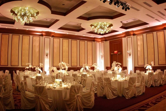 Imagen de los interiores del Hotel Conrad Indianapolis. Foto 10