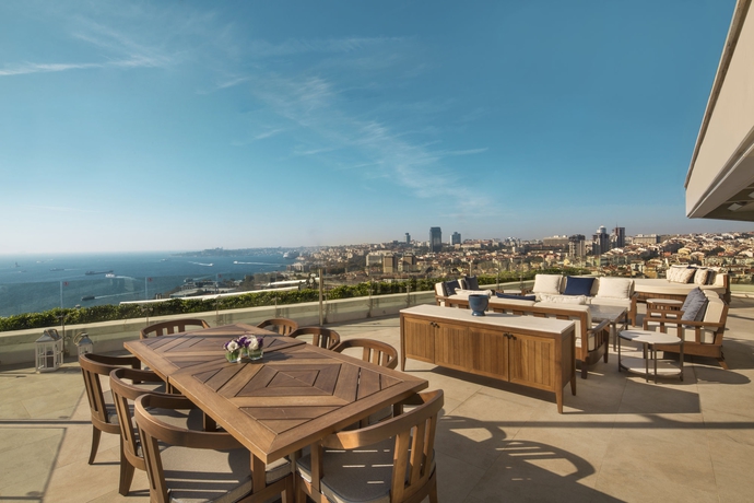 Imagen de los exteriores del Hotel Conrad Istanbul Bosphorus. Foto 6