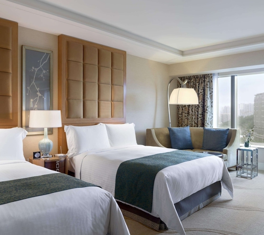 Imagen de la habitación del Hotel Conrad Macao. Foto 5