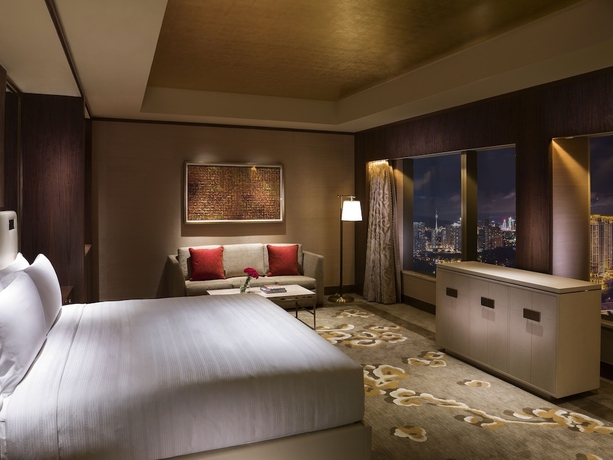 Imagen de la habitación del Hotel Conrad Macao. Foto 14