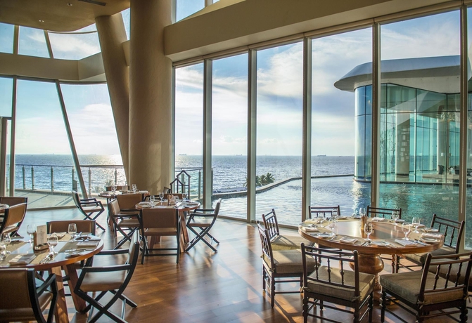 Imagen general del Hotel Conrad Manila. Foto 4