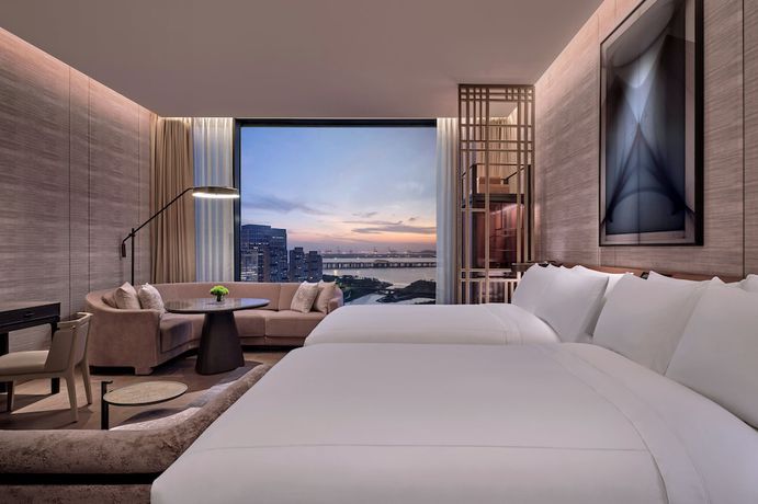 Imagen de la habitación del Hotel Conrad Shenzhen. Foto 2