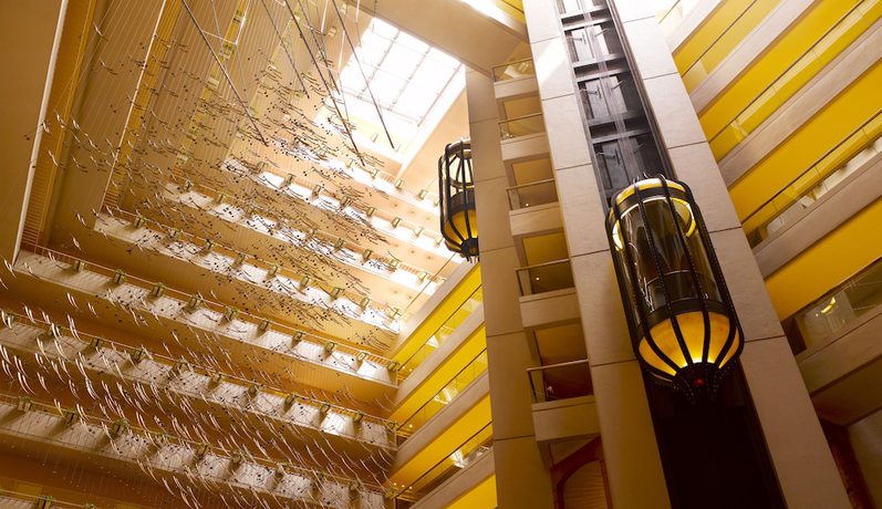 Imagen de los interiores del Hotel Conrad Singapore Orchard. Foto 11