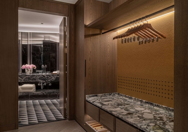 Imagen de la habitación del Hotel Conrad Urumqi. Foto 8