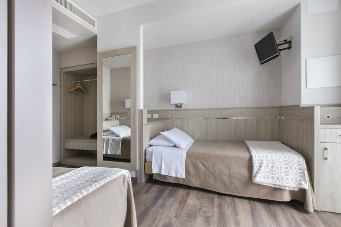 Imagen de la habitación del Hotel Conradi. Foto 12