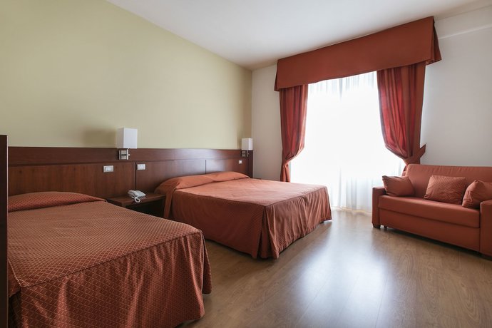 Imagen de la habitación del Hotel Conradi. Foto 17