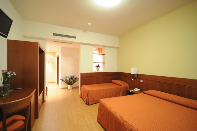 Imagen de la habitación del Hotel Conradi. Foto 18
