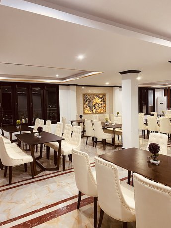 Imagen del bar/restaurante del Hotel Consiana Vang Vieng. Foto 2