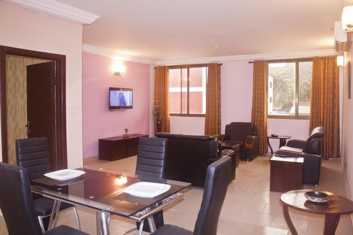 Imagen de los interiores del Hotel Consir Executive Lodge, North Ridge. Foto 13