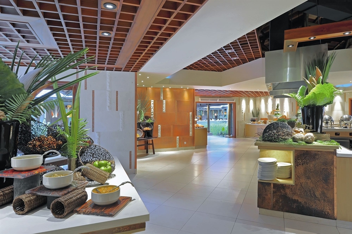 Imagen del bar/restaurante del Hotel Constance Ephélia. Foto 4