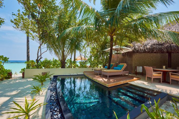 Imagen de la piscina del Hotel Constance Halaveli. Foto 19