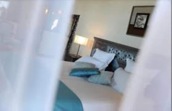 Imagen de la habitación del Hotel Constance Sakoa Boutik. Foto 11