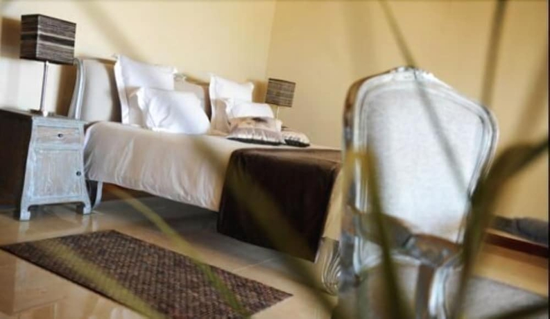 Imagen de la habitación del Hotel Constance Sakoa Boutik. Foto 13