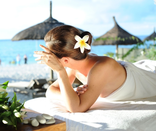 Imagen de la piscina del Hotel Constance Sakoa Boutik. Foto 19