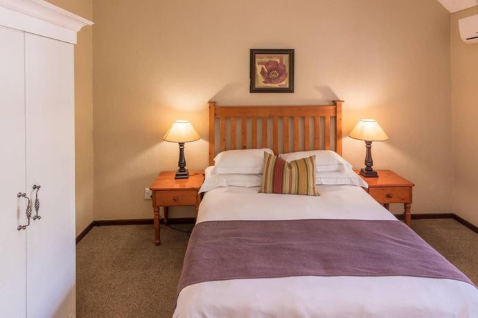 Imagen de la habitación del Hotel Constantia and Conference Centre. Foto 7