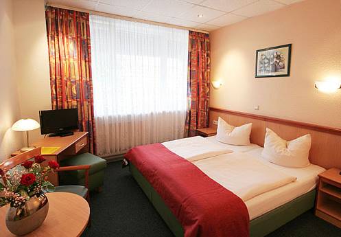 Imagen de la habitación del Hotel Constantin Trier. Foto 15