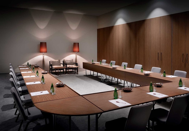 Imagen de los interiores del Hotel Constantine Marriott. Foto 5