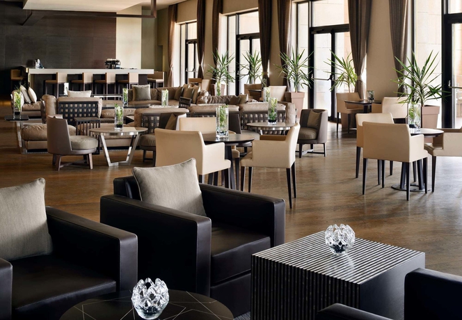 Imagen de los interiores del Hotel Constantine Marriott. Foto 9