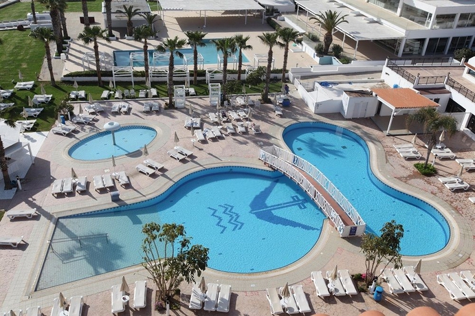 Imagen general del Hotel Constantinos The Great Beach. Foto 4