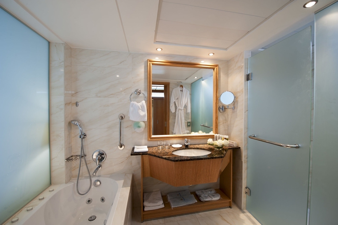 Imagen de la habitación del Hotel Constantinou Bros Athena Beach. Foto 5