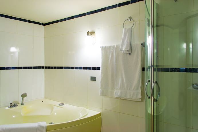 Imagen de la habitación del Hotel Constellation, Delmas. Foto 11