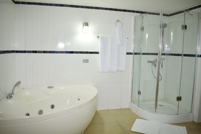 Imagen de la habitación del Hotel Constellation, Delmas. Foto 12
