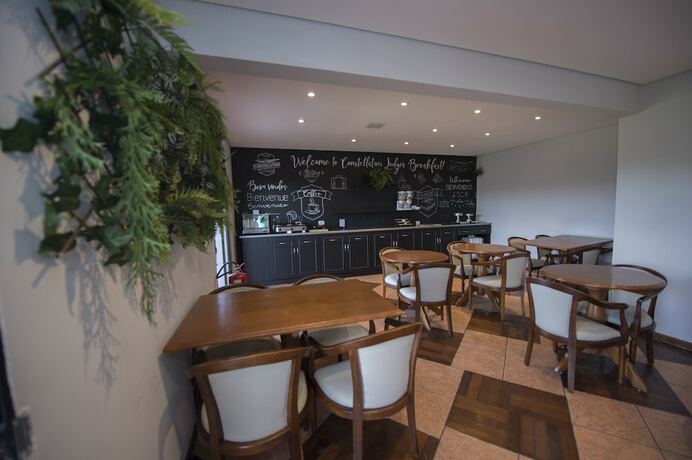 Imagen general del Hotel Constellation Lodge. Foto 4