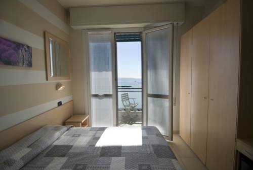 Imagen de la habitación del Hotel Constellation, Ravenna. Foto 11