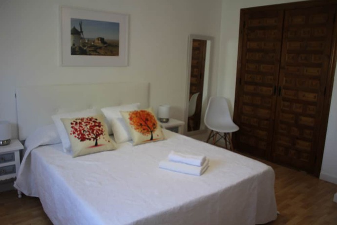 Imagen de la habitación del Hotel Consuegra. Foto 7