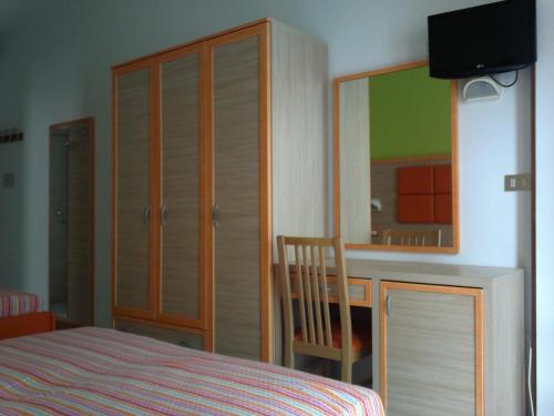 Imagen de la habitación del Hotel Consul, Cattolica. Foto 7