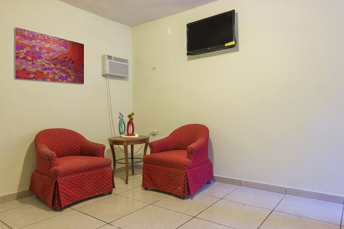 Imagen general del Hotel Consul Suites. Foto 3