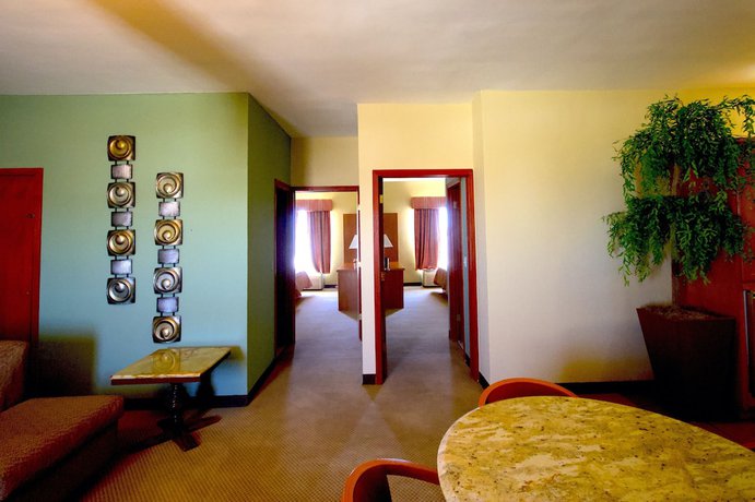 Imagen de la habitación del Hotel Consulado Inn. Foto 14