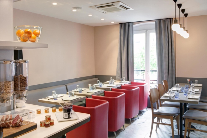 Imagen del bar/restaurante del Hotel Contact Alize Montmartre. Foto 6