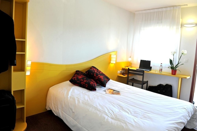 Imagen de la habitación del Hotel Contact Fontenay-le-comte. Foto 13