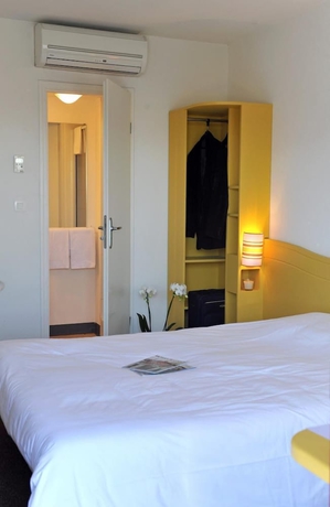 Imagen de la habitación del Hotel Contact Fontenay-le-comte. Foto 17